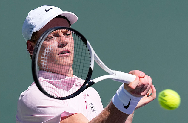 Další grandslam bez velké dvojky. Sinner na US Open Alcaraze nevyzve, léčí zranění